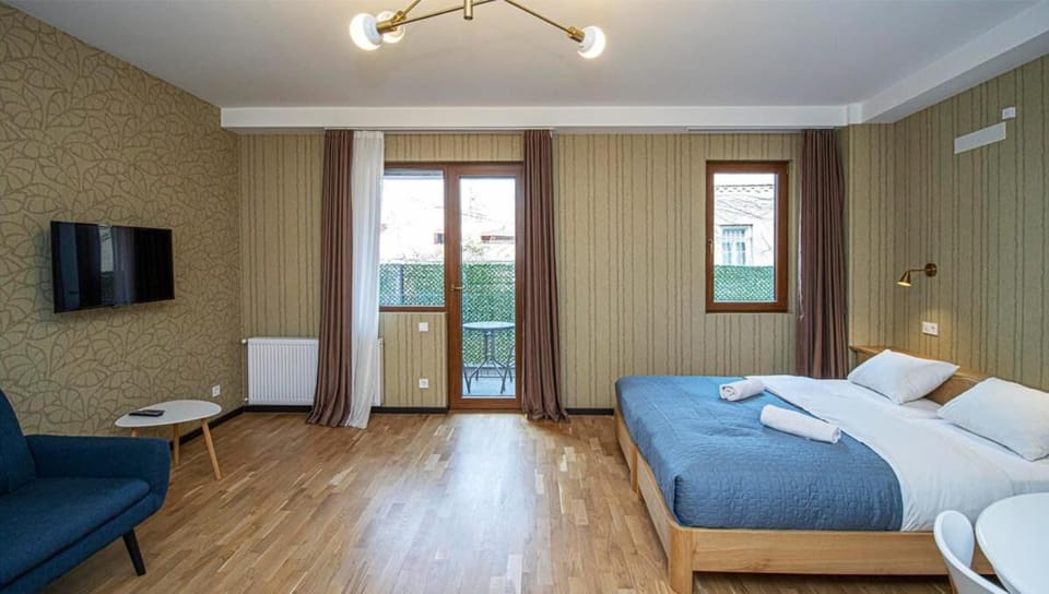 Bed, Living room, Photo of the whole room