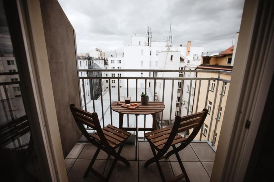 Loft apartment with balcony in centre Apartment in Prague