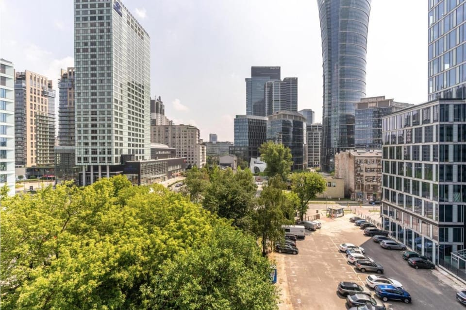 Neighbourhood, City view, Location