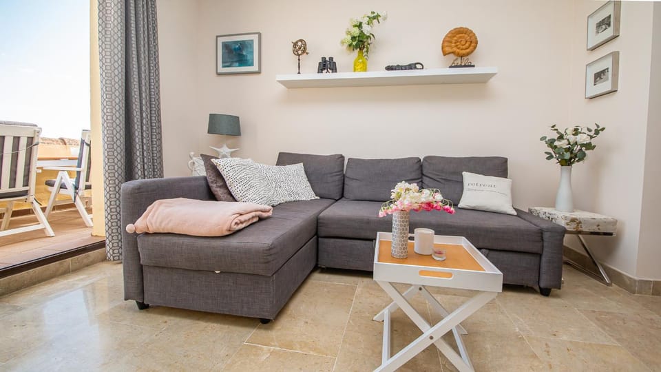 Duquesa Village 16,62,32 Apartment in Costa del Sol
