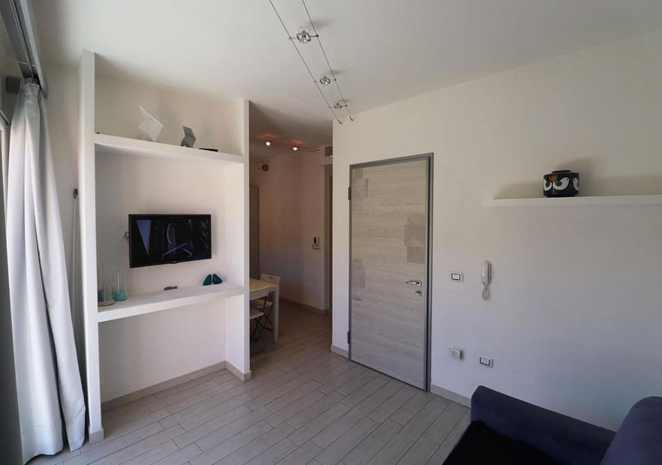 TV and multimedia, Kitchen or kitchenette