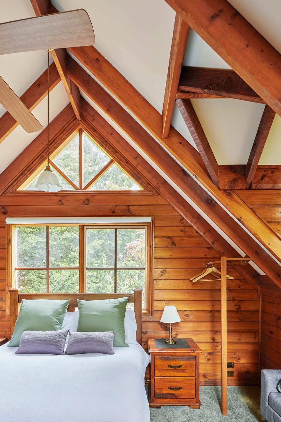 Bed, Bedroom, fireplace