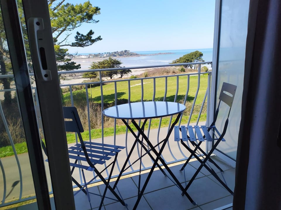 Patio, Sea view