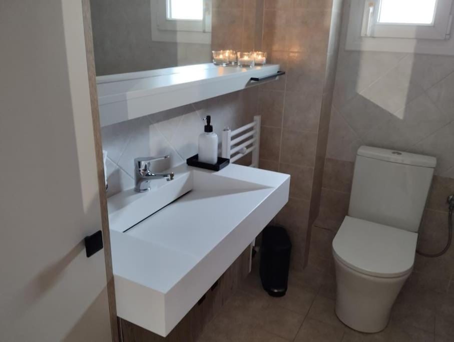Toilet, Bathroom