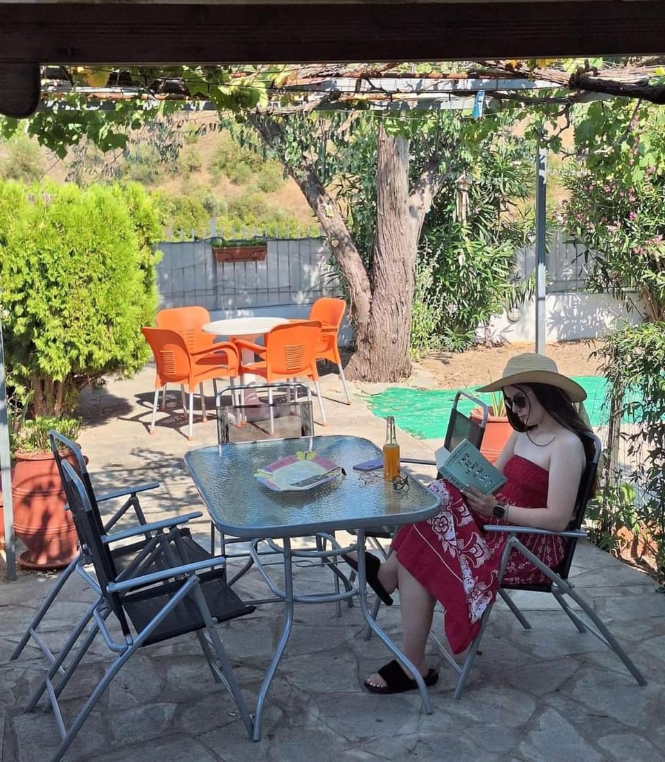 Patio, People, Garden, Seating area, Dining area, group of guests