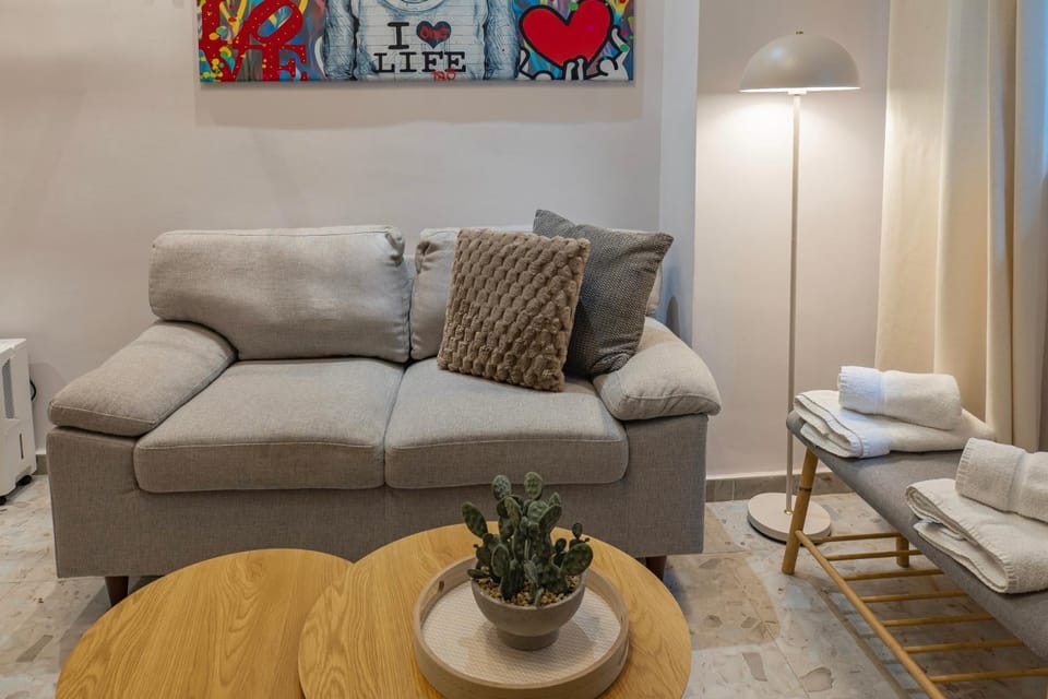 Living room, Seating area, towels