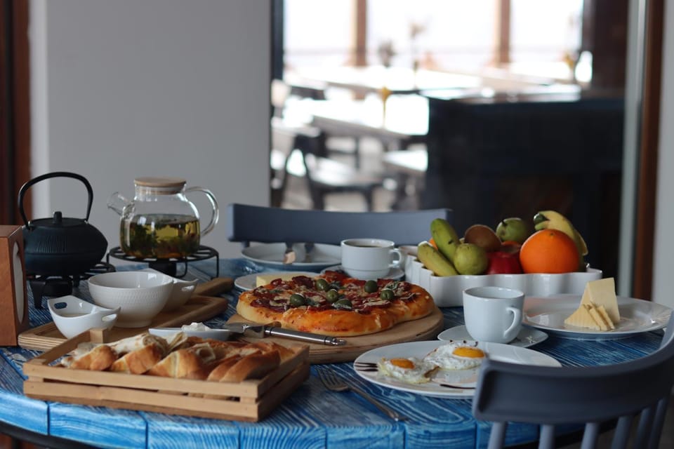 Restaurant/places to eat, Food and drinks, Breakfast