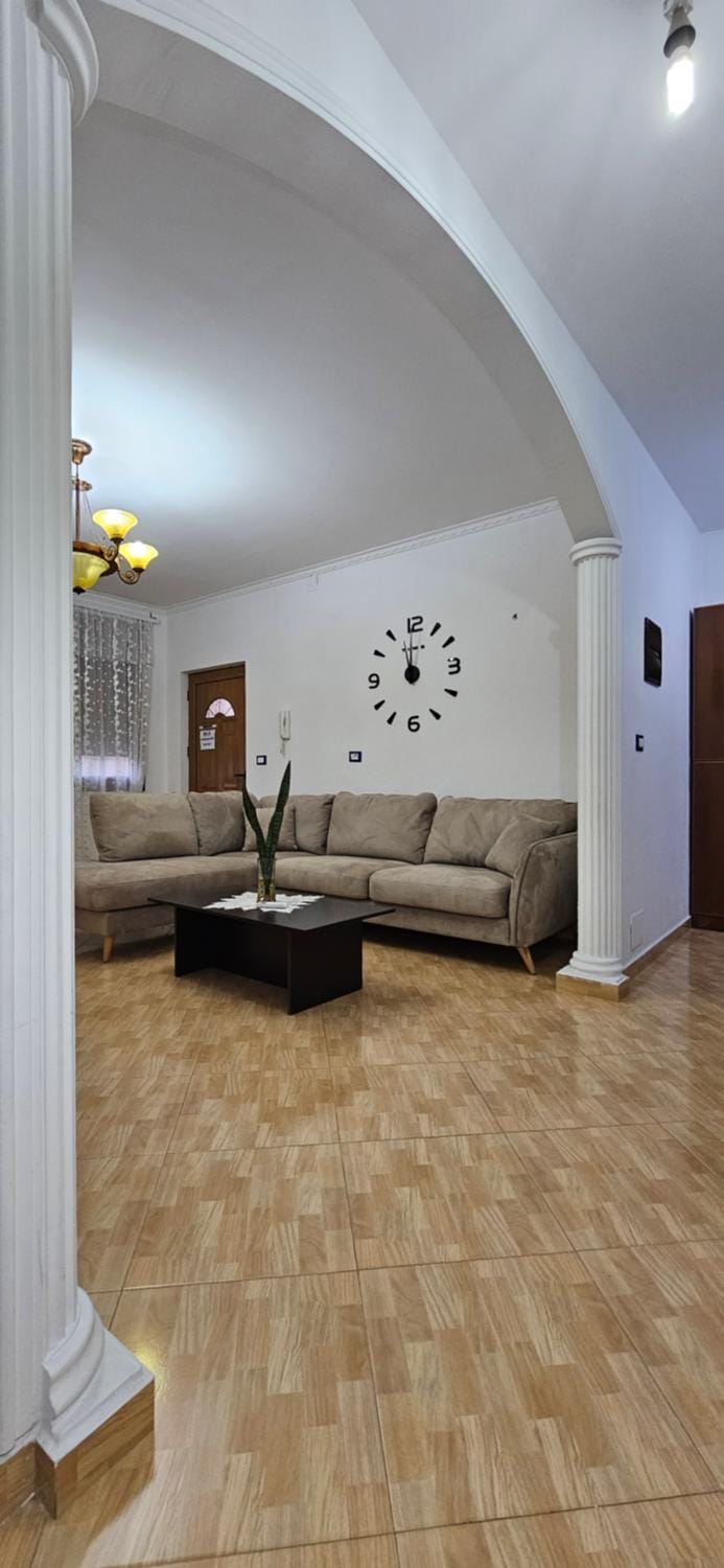 Zenuni Apartaments Vlora Apartment in Vlorë