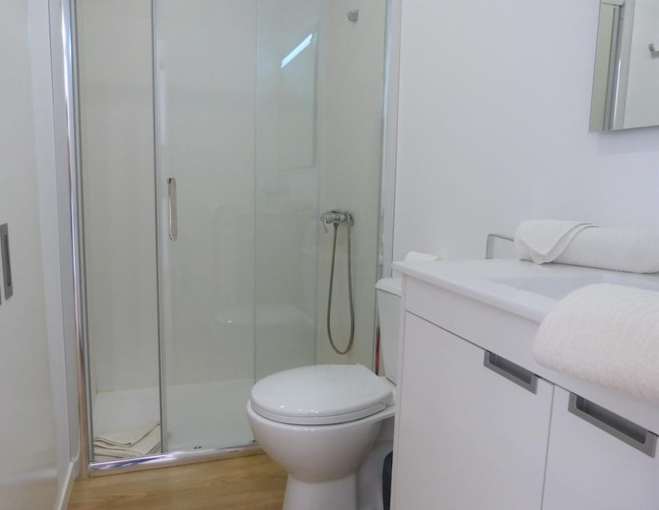 Shower, Bathroom