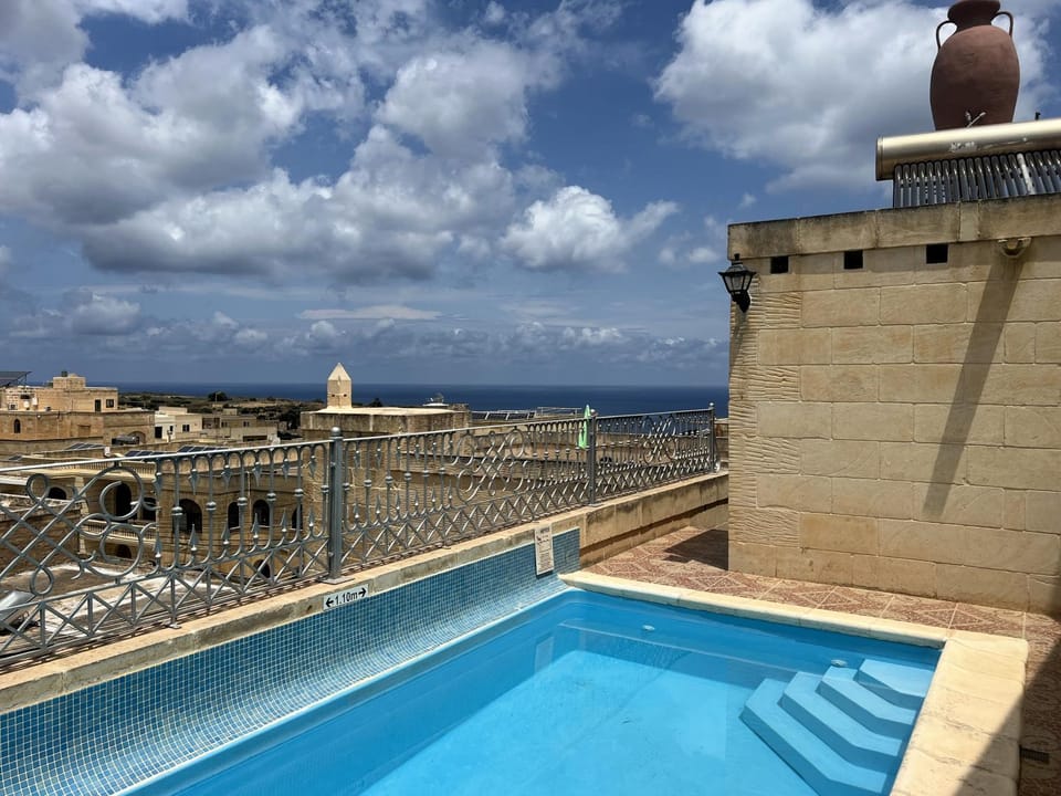 Day, Natural landscape, Balcony/Terrace, Pool view, Sea view, Swimming pool