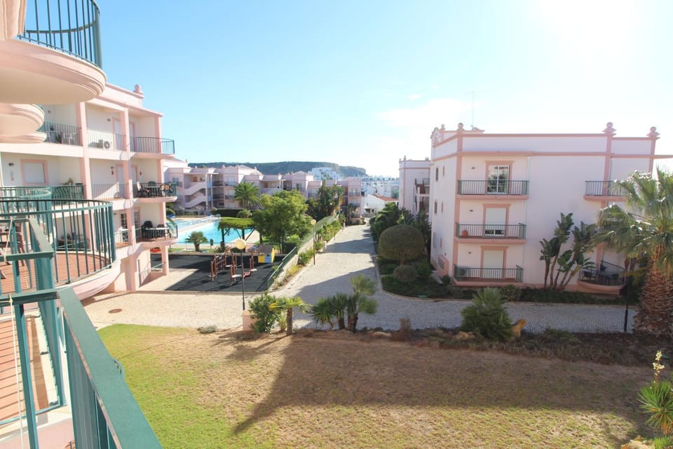 Natural landscape, Garden, Garden, View (from property/room), Balcony/Terrace, Garden view, Swimming pool