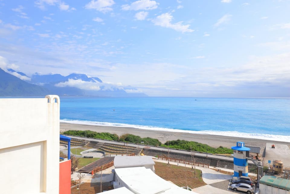 Nearby landmark, Sea view