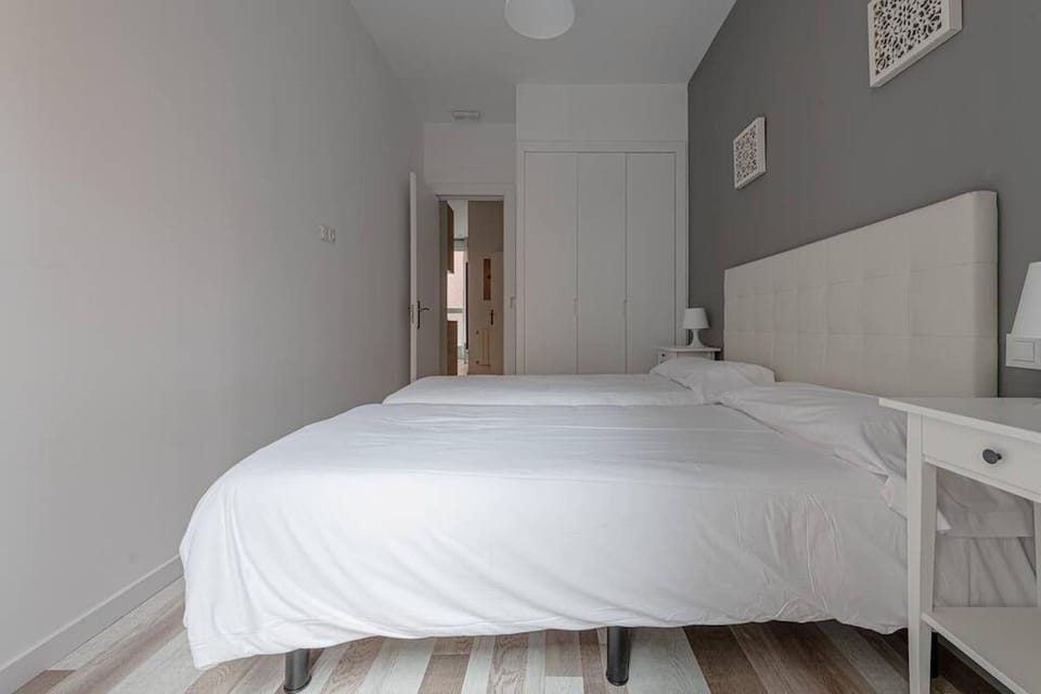 Bed, Other, Photo of the whole room, Bedroom, wardrobe