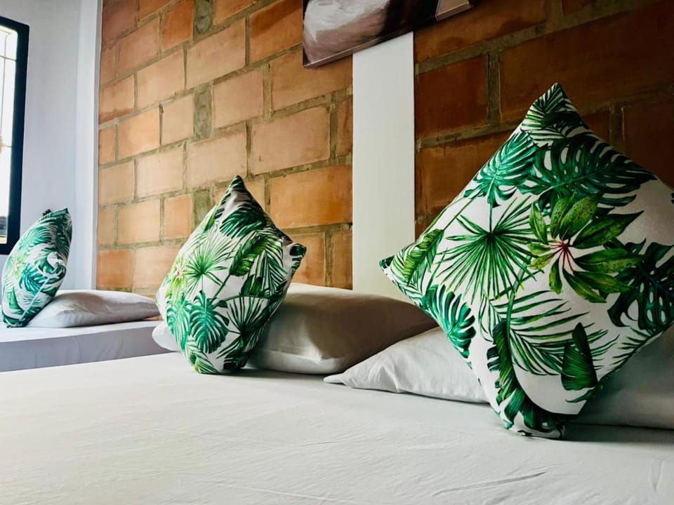 HOTEL VILLA DANIELA Bed and Breakfast in Doradal