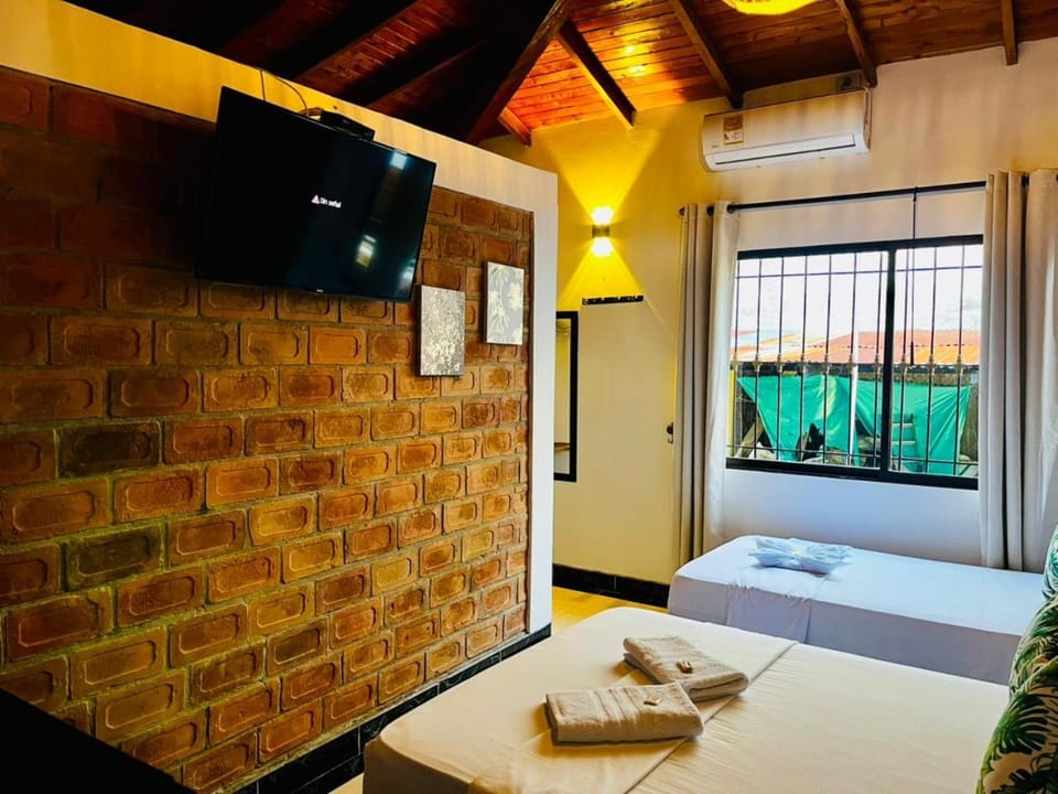 HOTEL VILLA DANIELA Bed and Breakfast in Doradal