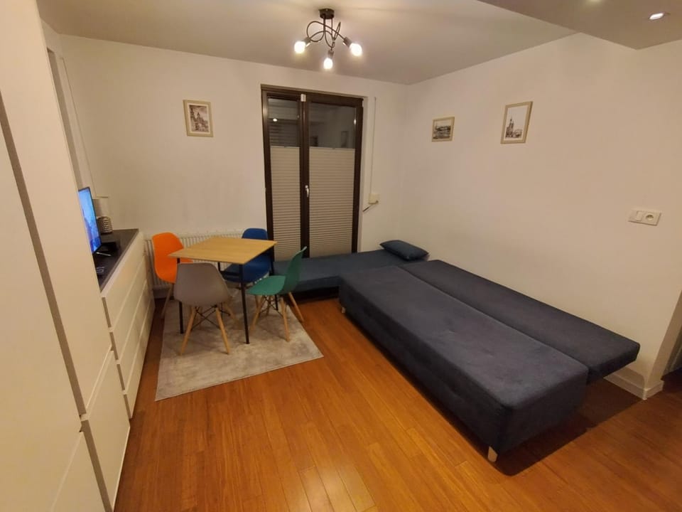 Bed, Living room, Seating area