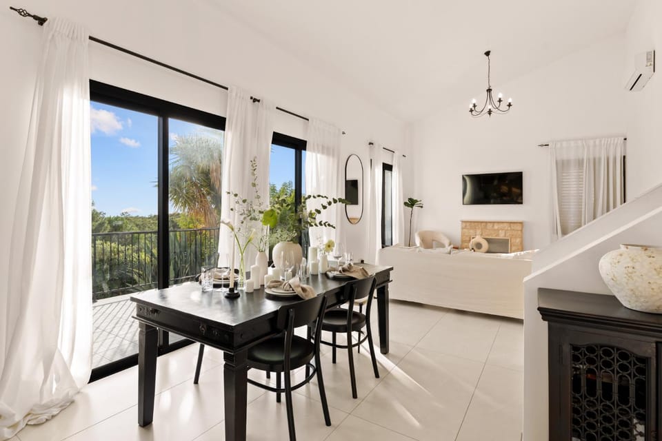 View (from property/room), Dining area