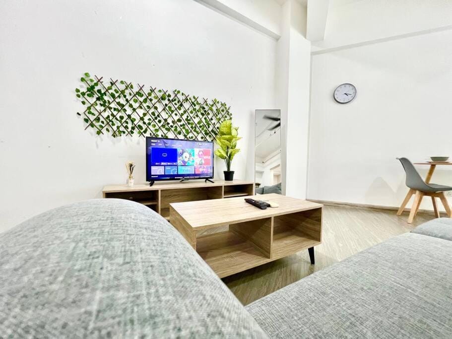 G1 Cozy 1-6Pax 3Q bed Sunway Medical Wifi Smart TV Apartment in Subang Jaya