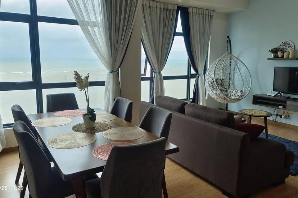 Love De Sea 4pax 850sf 2R2B Imperium Residence Apartment in Pahang, Malaysia