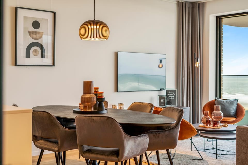 TV and multimedia, Dining area