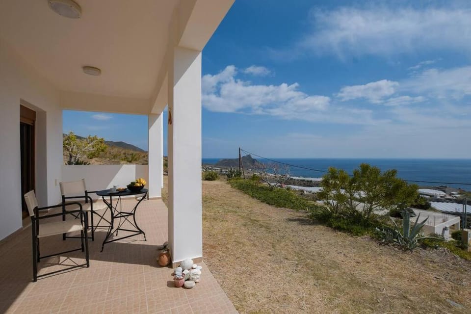 Angelika House -Amazing Sea view House in Crete Region