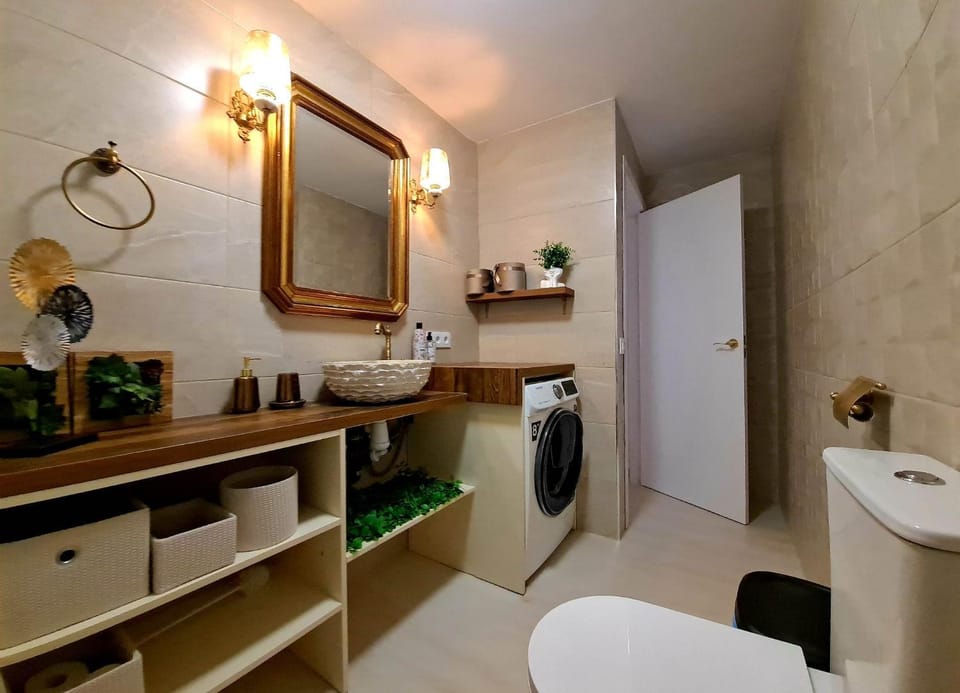 Toilet, Bathroom