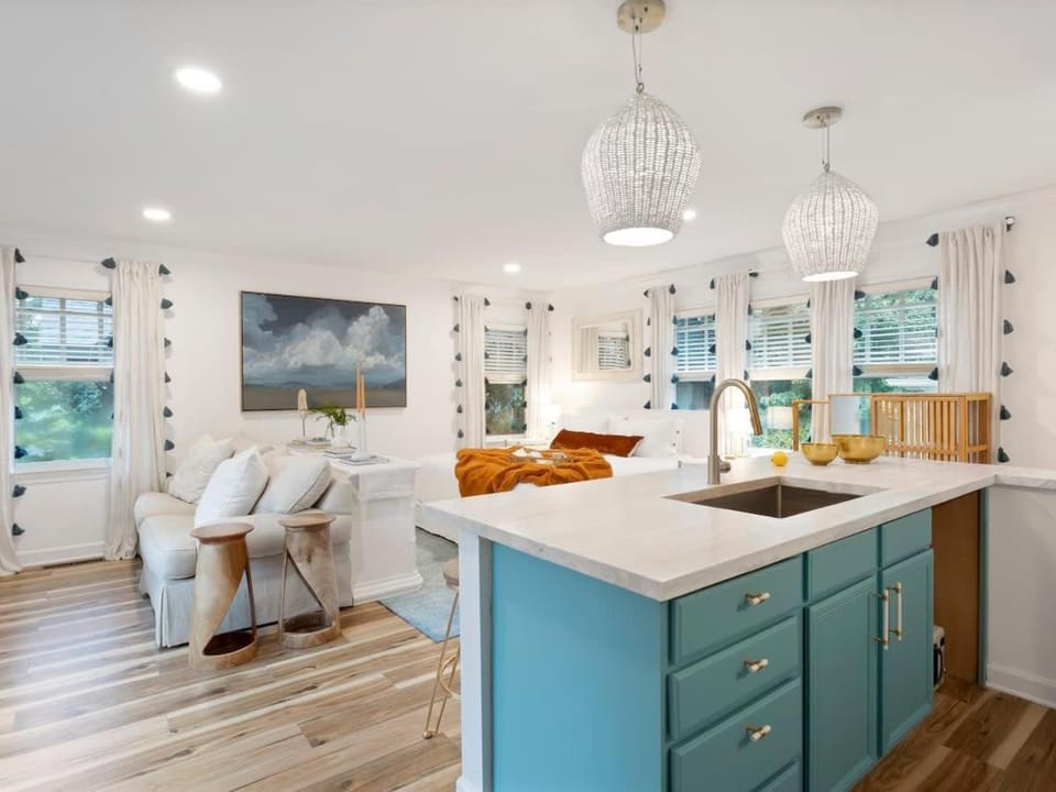 Blue Sky Studio Apartment in Atlanta