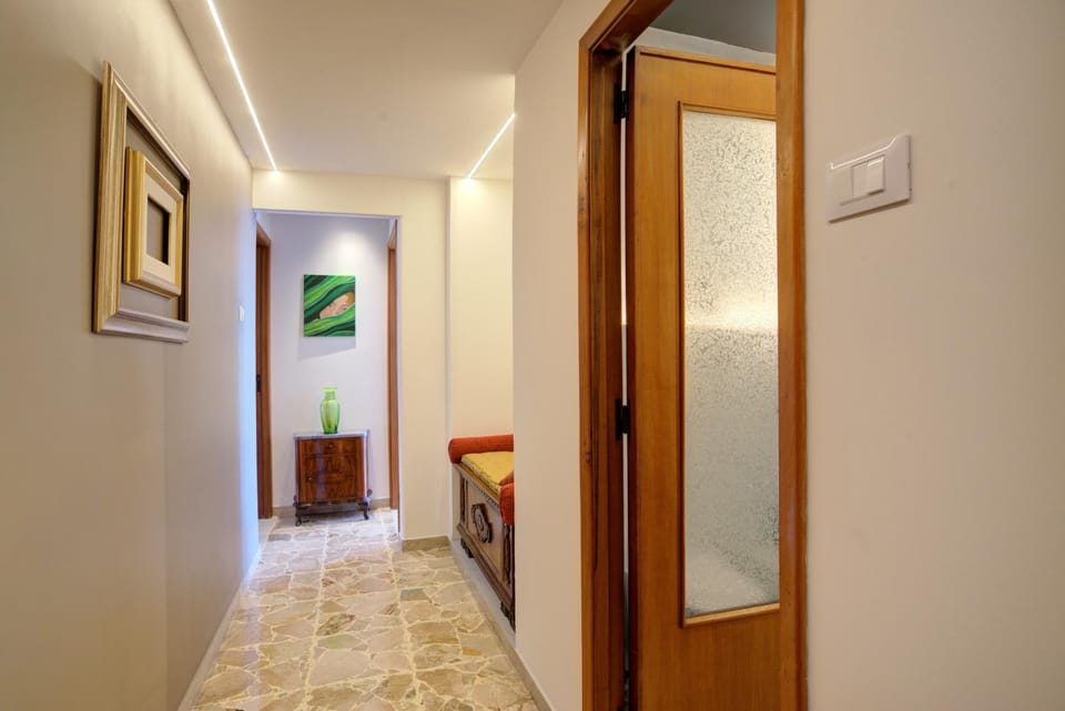 Lobby or reception, Decorative detail, Decorative detail