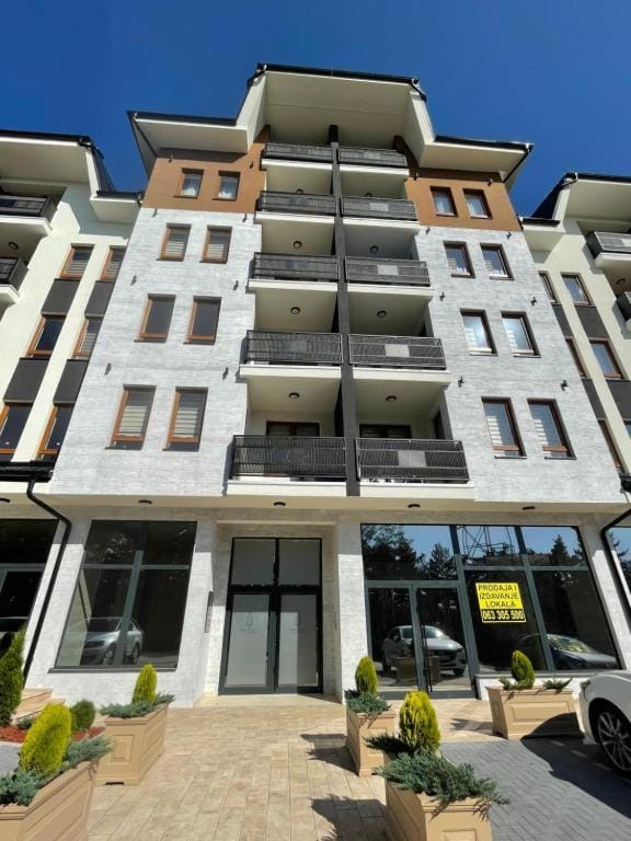 Property building, Day