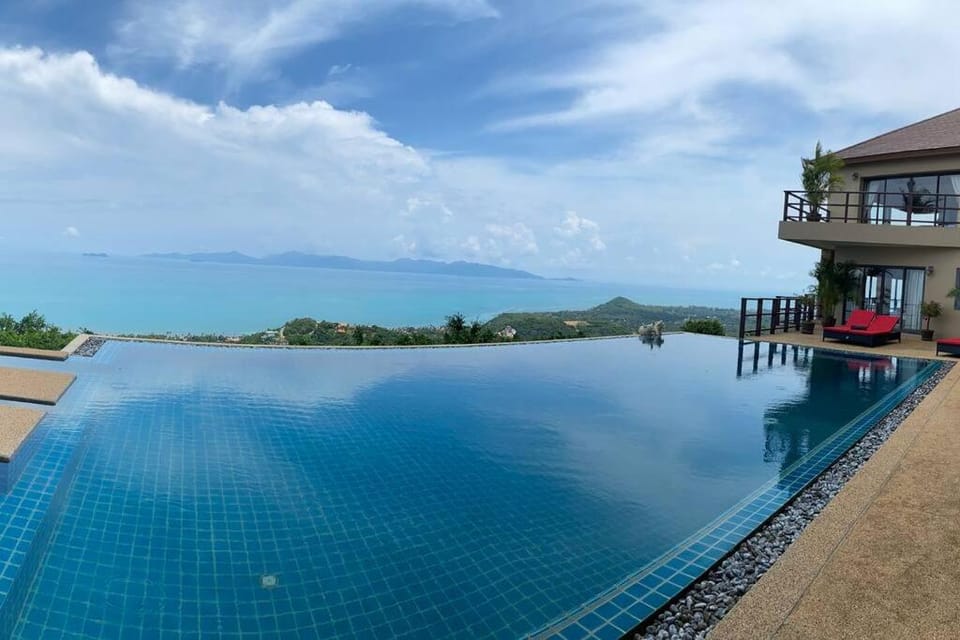 Pool view, Sea view, Swimming pool
