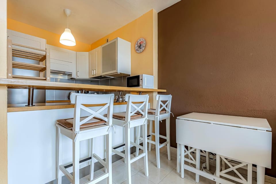 Kitchen or kitchenette, Living room, Bedroom, Swimming pool