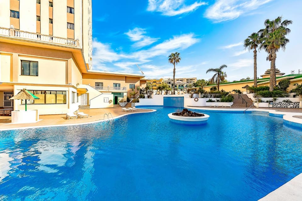 Bathroom, View (from property/room), Kitchen or kitchenette, Living room, Bedroom, Swimming pool