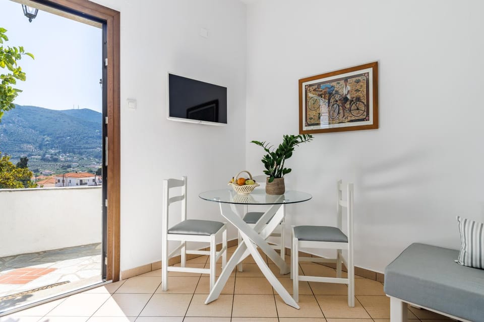 Lemon Casa Apartment in Skopelos