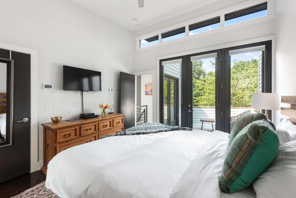 CA Dreaming House in Poncey-Highland