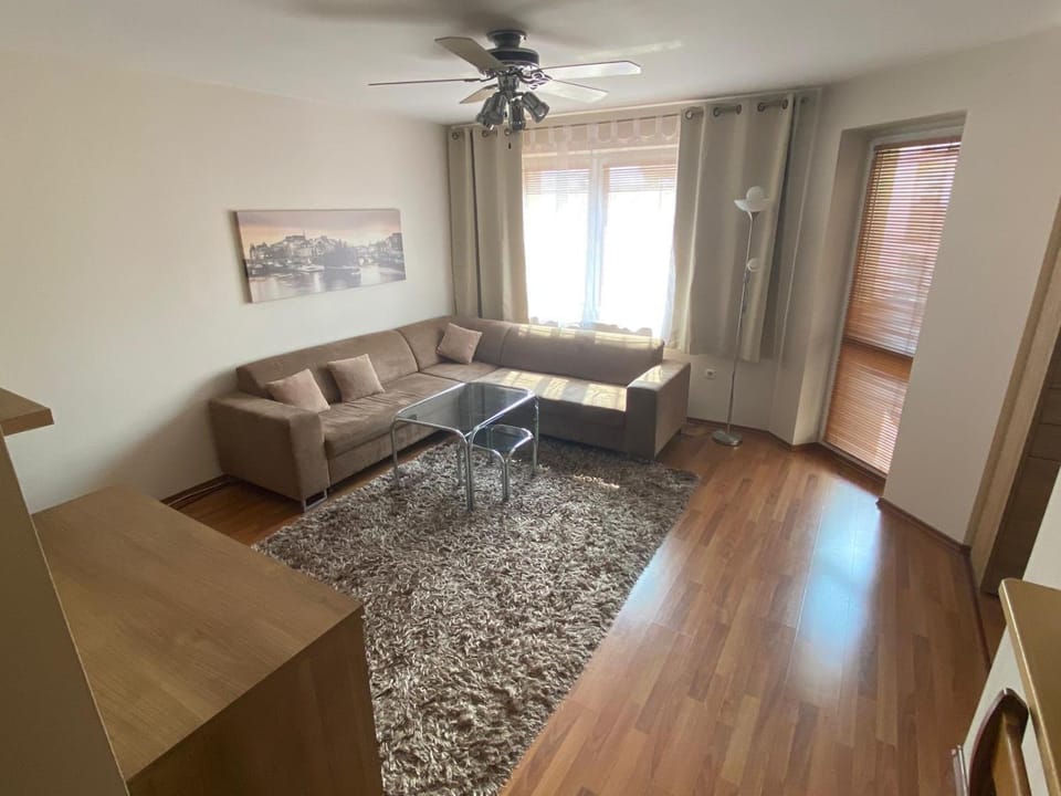 Living room, Seating area, fireplace