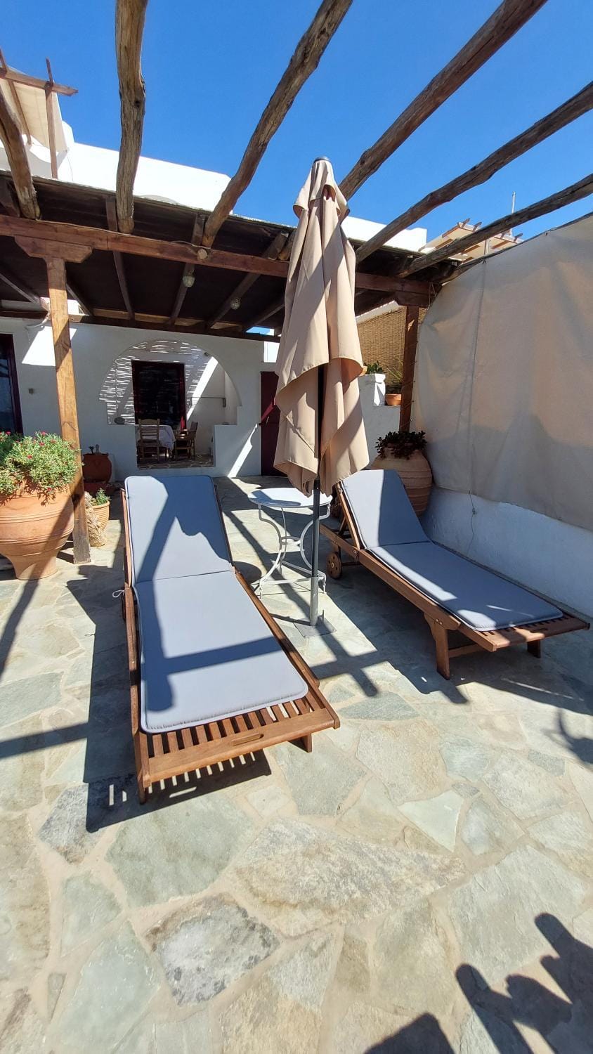 Balcony/Terrace, sunbed