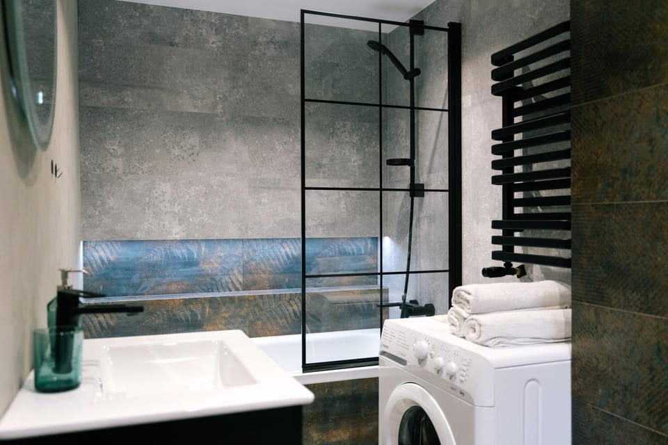 Shower, Bathroom, Bath, washing machine