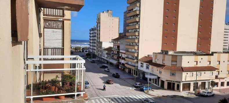 Balcony/Terrace, City view
