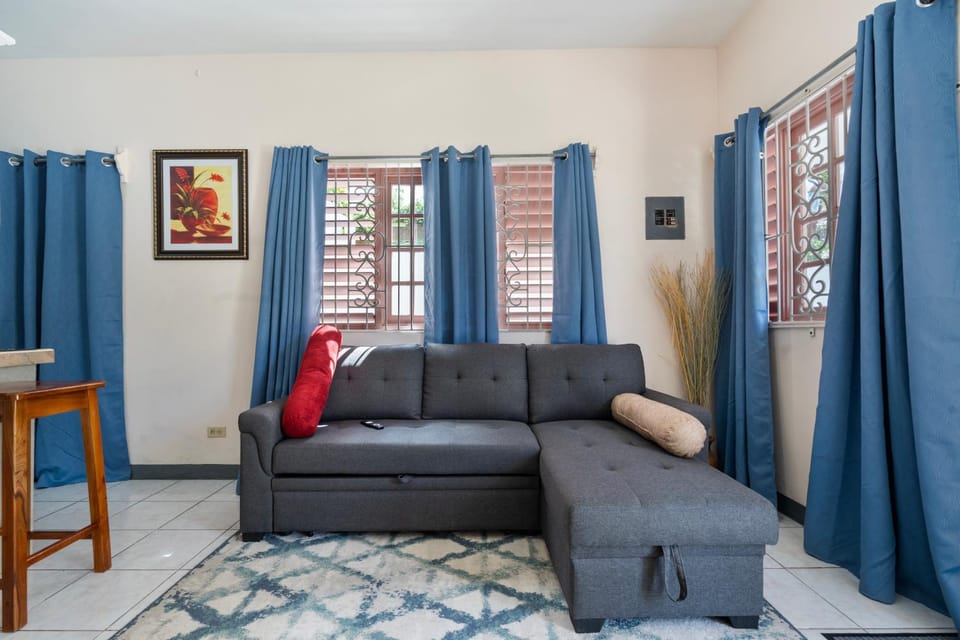 Shaw Park Gem Apartment in Ocho Rios