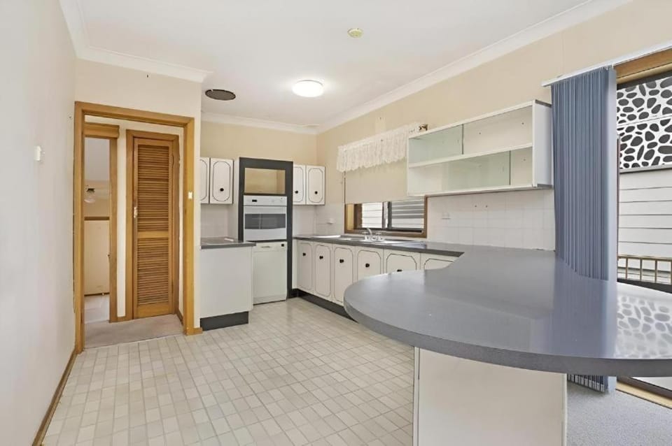 Kitchen or kitchenette, kitchen