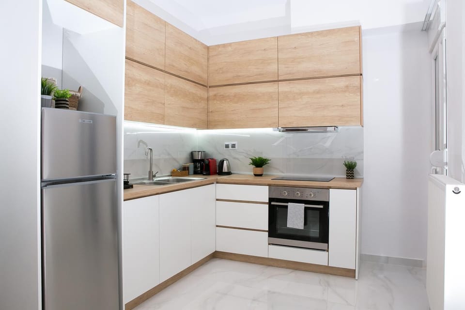 Kitchen or kitchenette, pet friendly, stove