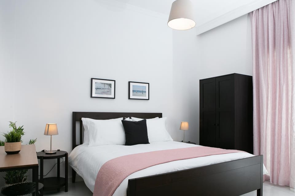 Bed, Photo of the whole room, Bedroom, wardrobe