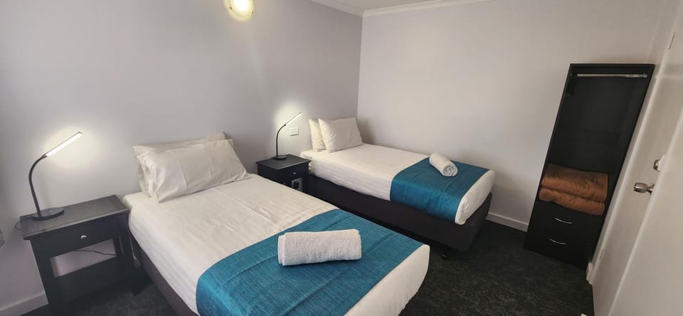 Bed, Bedroom, towels, wardrobe