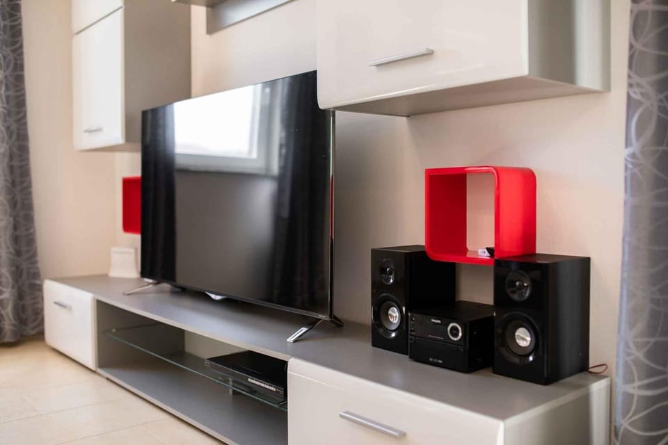 TV and multimedia, Living room