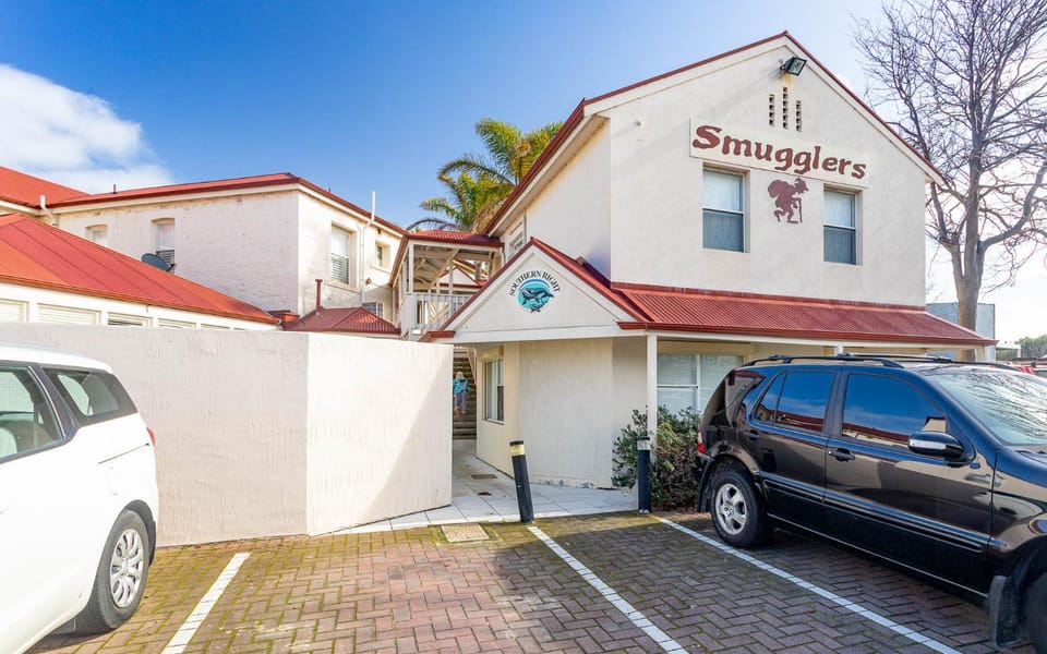 Property building, Parking
