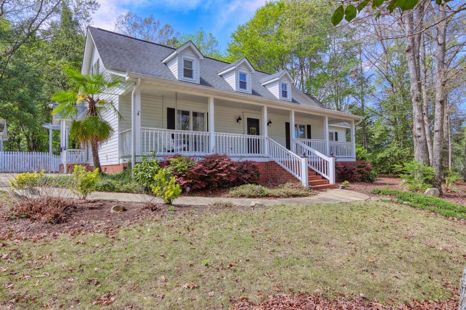 Property building, Spring, Day, Garden, Garden view