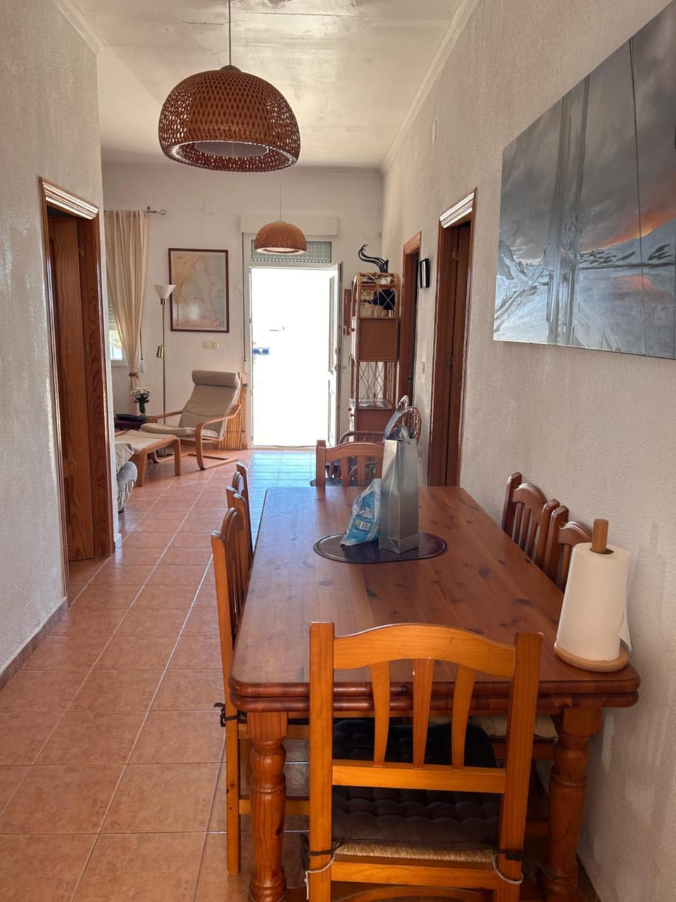 Seating area, Dining area