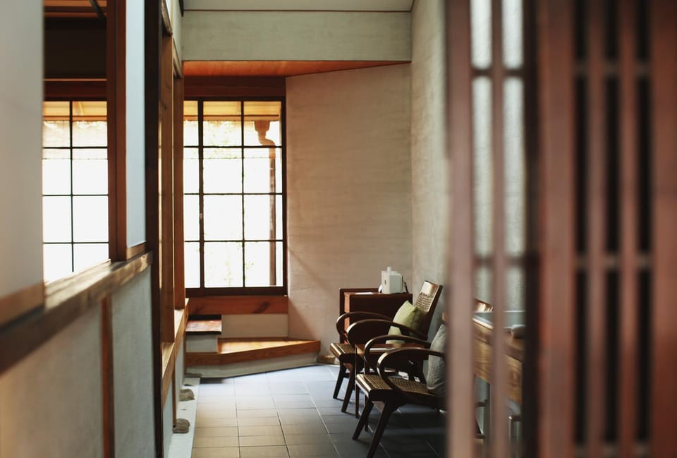 Photo of the whole room, Garden view, kitchen