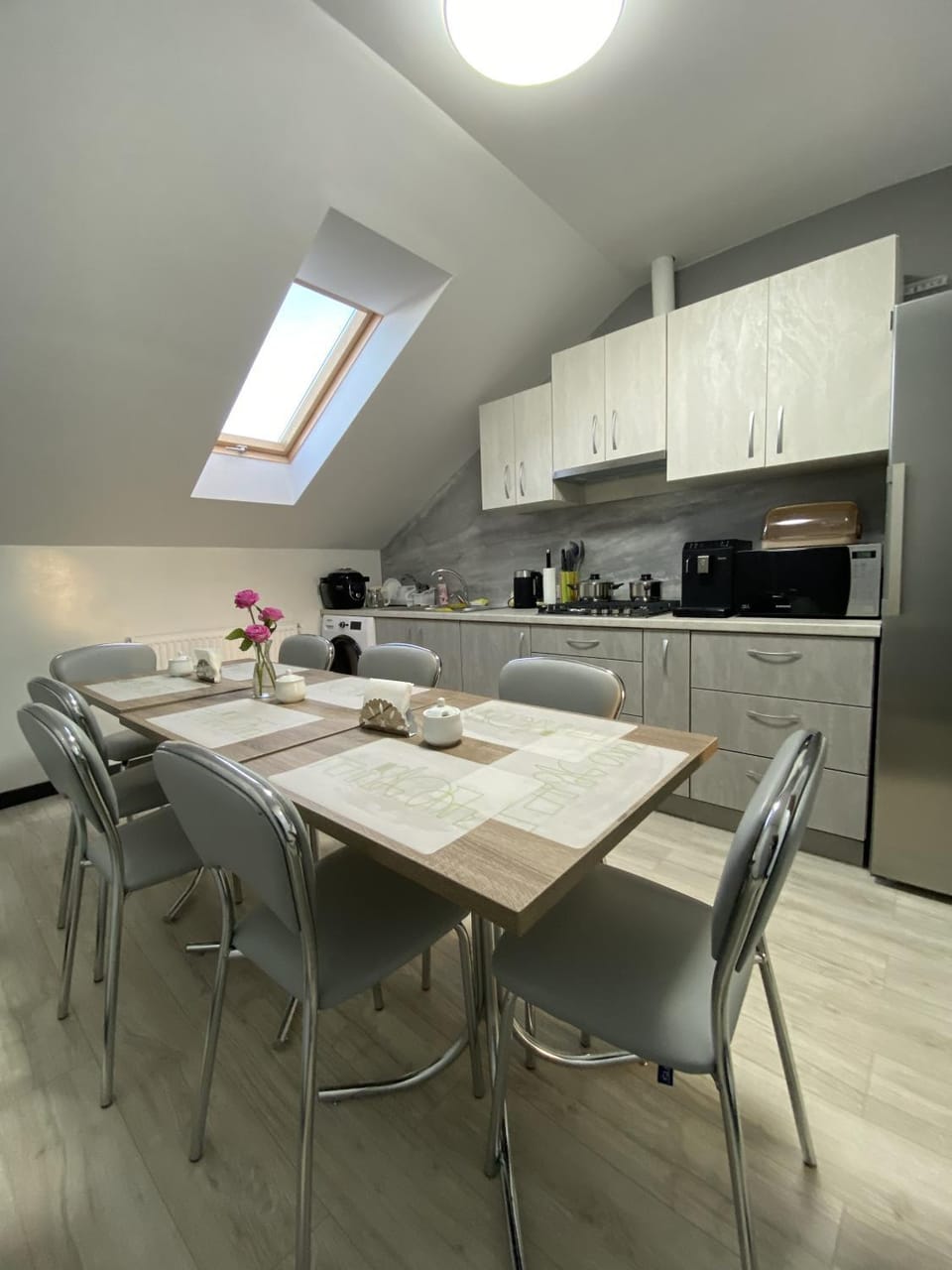 Kitchen or kitchenette, Kitchen or kitchenette, Dining area, minibar, stove
