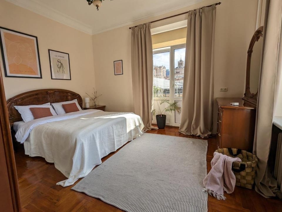 Видова квартира біля метро Хрещатик Apartment in Kiev City - Kyiv